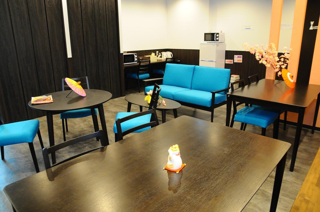 Lore Hostel Dotonbori Ōsaka Extérieur photo