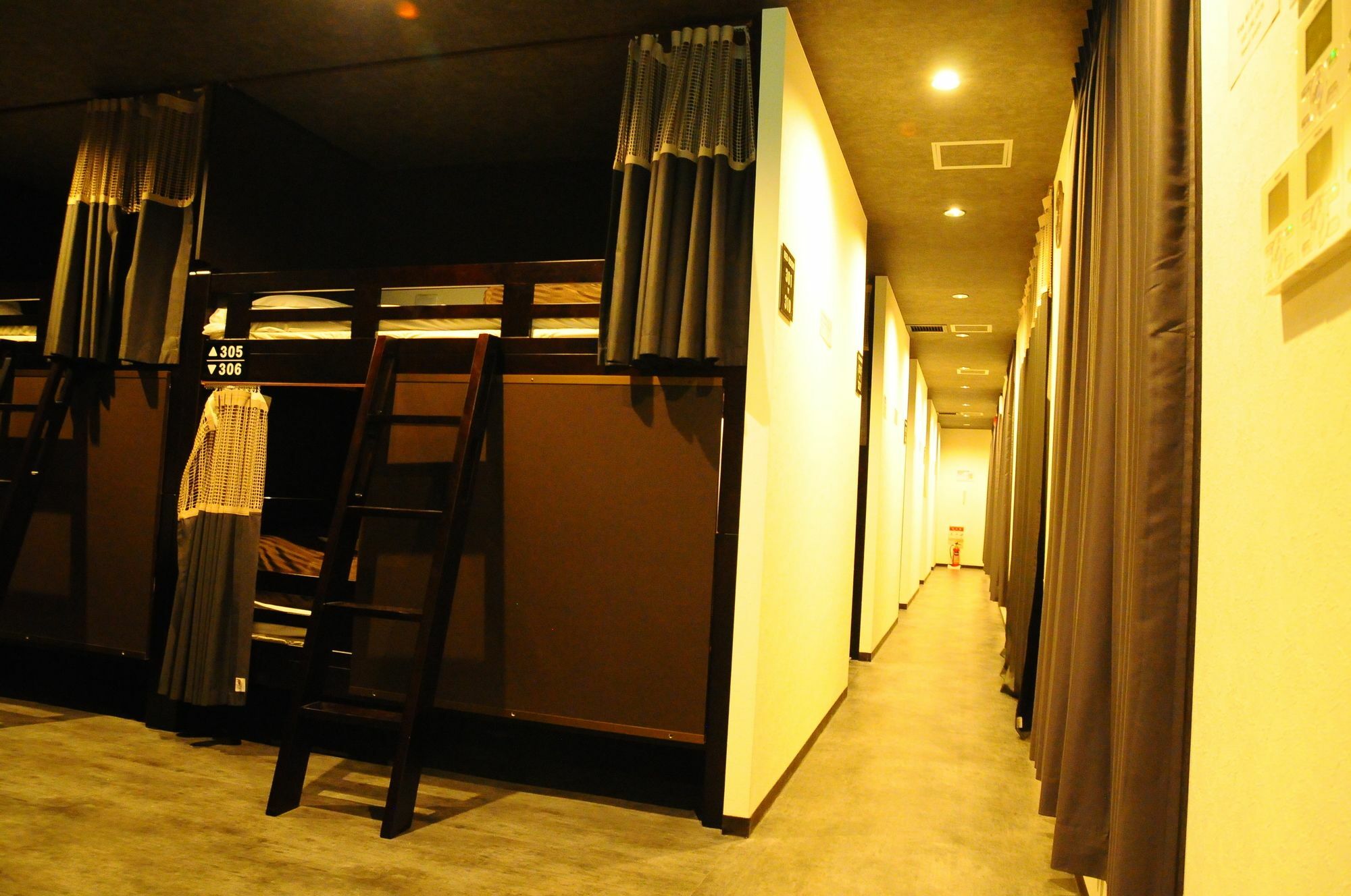 Lore Hostel Dotonbori Ōsaka Extérieur photo