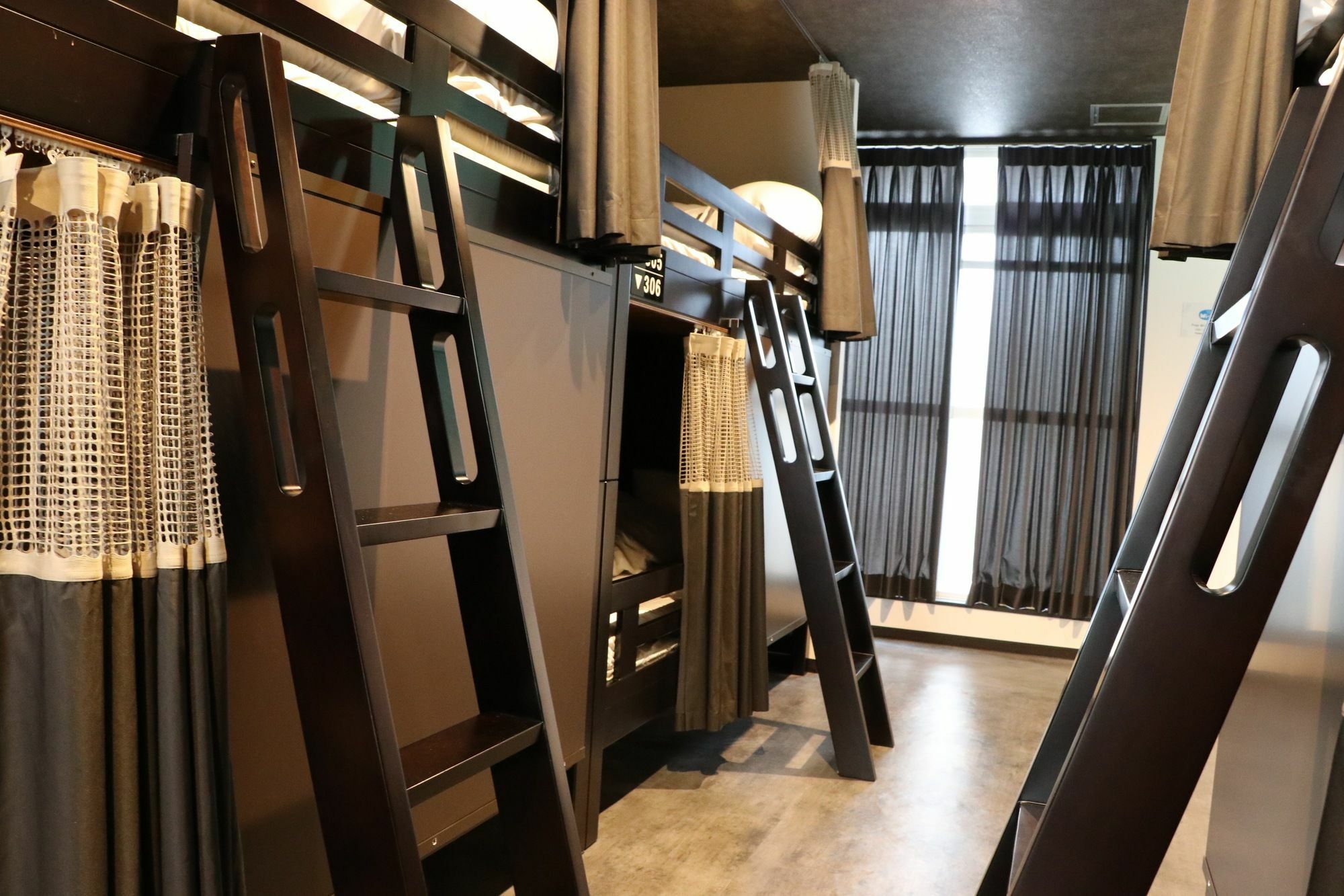 Lore Hostel Dotonbori Ōsaka Extérieur photo